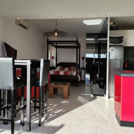 Apartment & For 2 People *